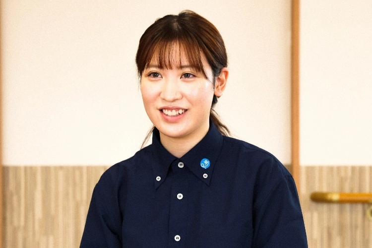 本社事務職 小濵有紗